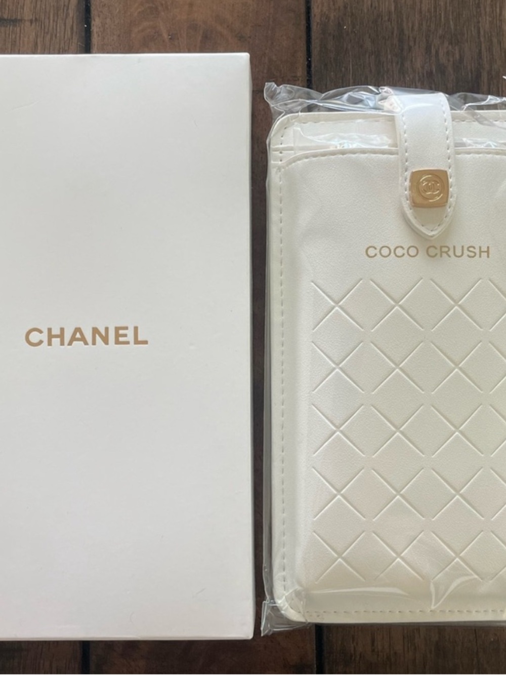 White Quilted Phone Crossbody with Gold Chain - Picture 8 of 8